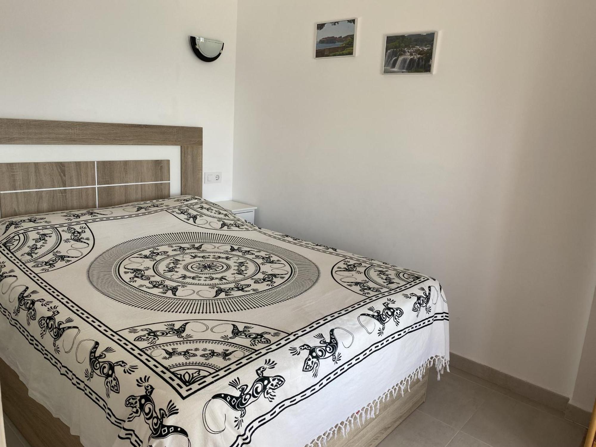 Miramar 44 Apartamento Rosas